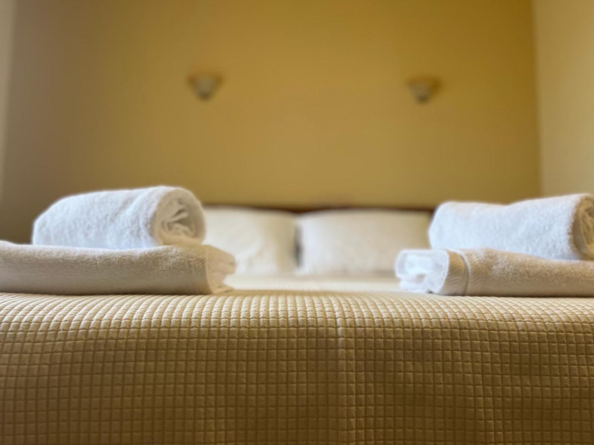 Agnanti Zitsas Hotel 外观 照片